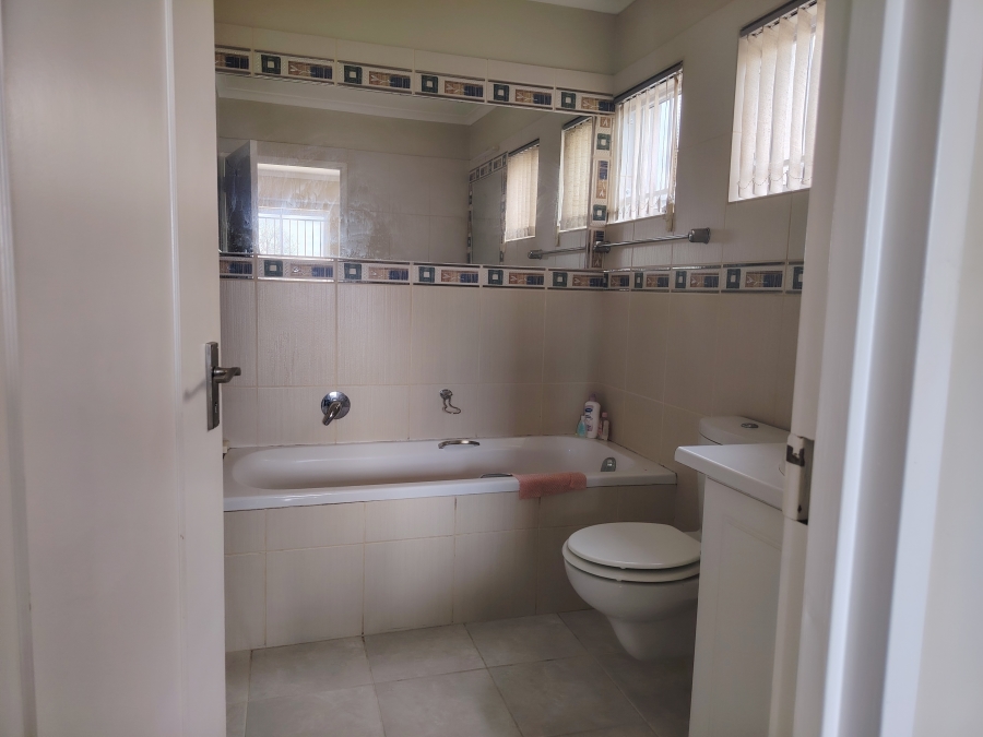 3 Bedroom Property for Sale in Fairview Golf Estate Western Cape